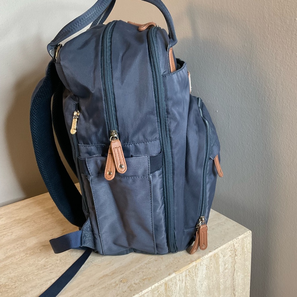 Ruvalino Classic Diaper Bag Backpack, Navy Blue, Unisex, EUC! - Picture 9 of 11